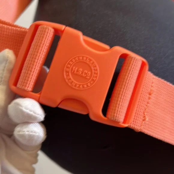 Herschel Belt Bag Fanny Pack - Picture 5 of 14